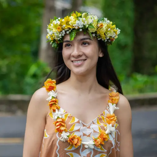 Head Lei Po'o & Haku – Handcrafted Floral Crowns for Events